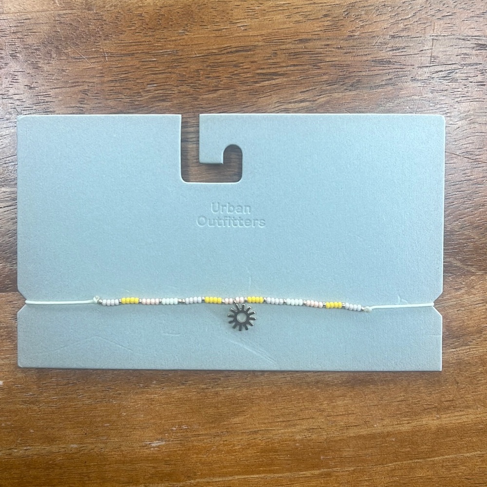 Urban outfitters Ari beaded short necklace